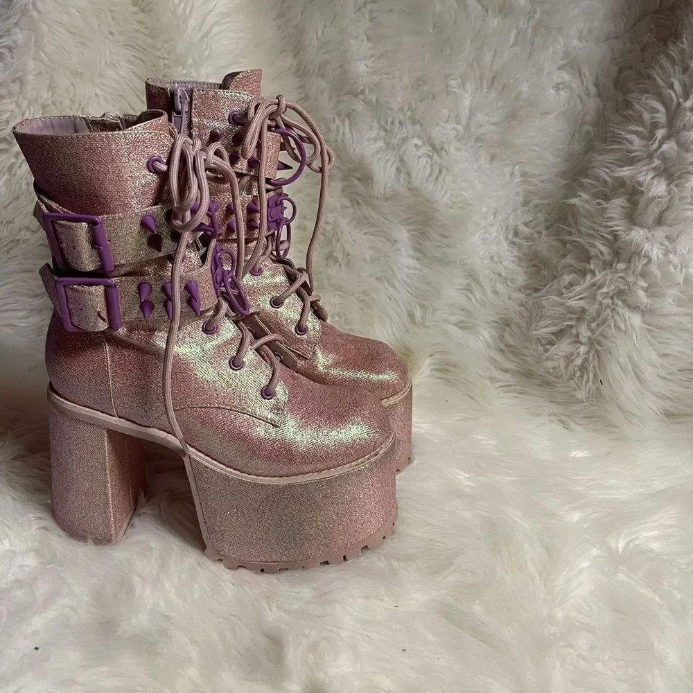Sugar Thrillz Gothic Platform Pink Glitter lace upBoots spikes accents SZ6